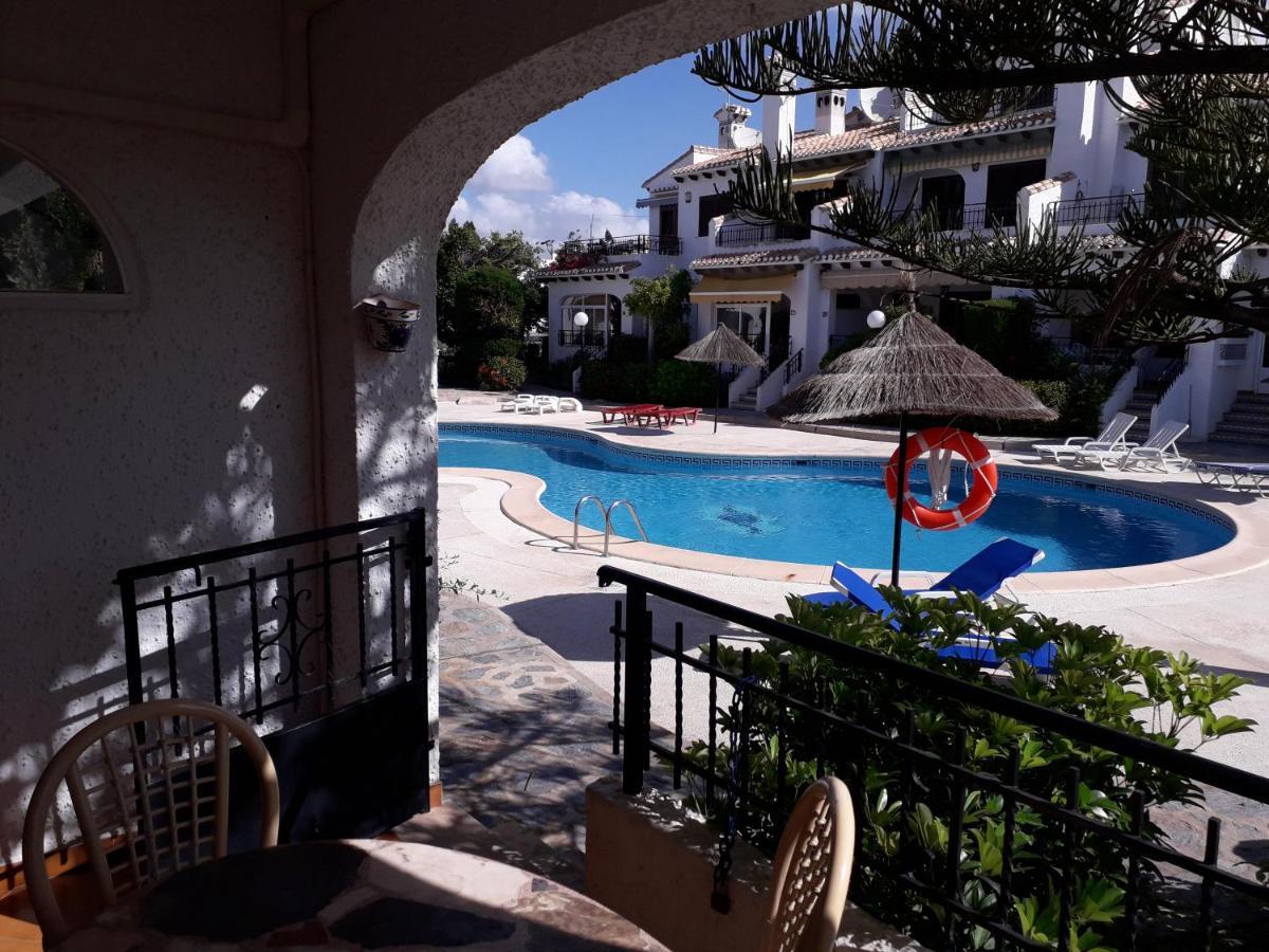 Casa Billarose - Lovely House Overlooking Pool & Walking Distance To The Beach And Restaurants Cabo Roig Luaran gambar