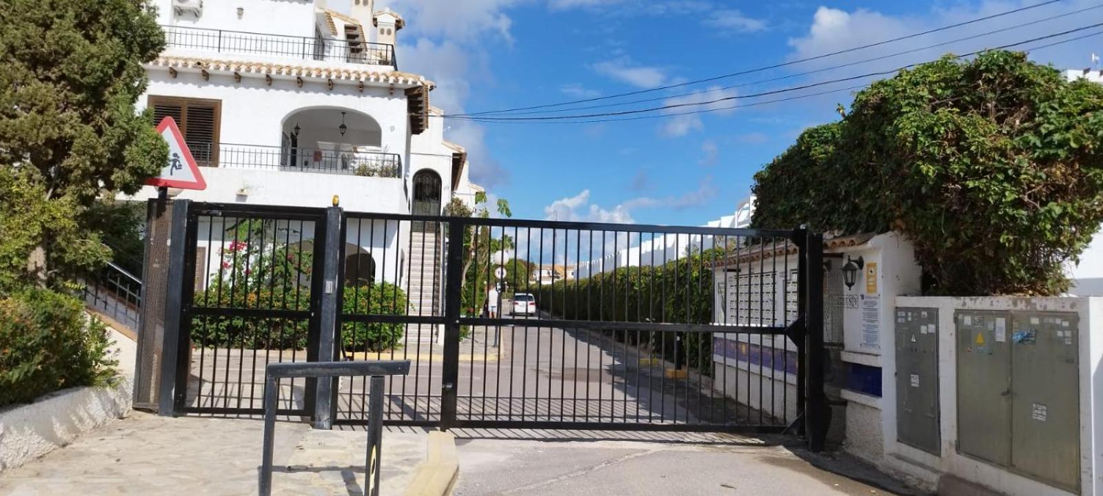 Casa Billarose - Lovely House Overlooking Pool & Walking Distance To The Beach And Restaurants Cabo Roig Luaran gambar