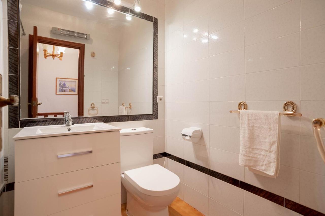 Casa Billarose - Lovely House Overlooking Pool & Walking Distance To The Beach And Restaurants Cabo Roig Luaran gambar